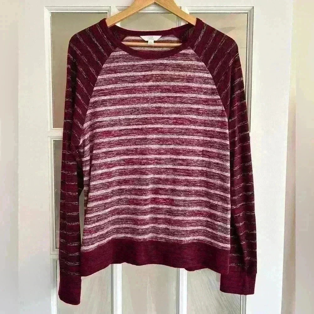 Time and Tru women’s long sleeve knit top size M